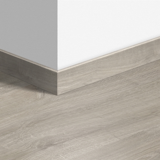 Quick-Step sol stratifié - Plinthe standard 3580 Chêne Newcastle gris - Pack 6 pièces