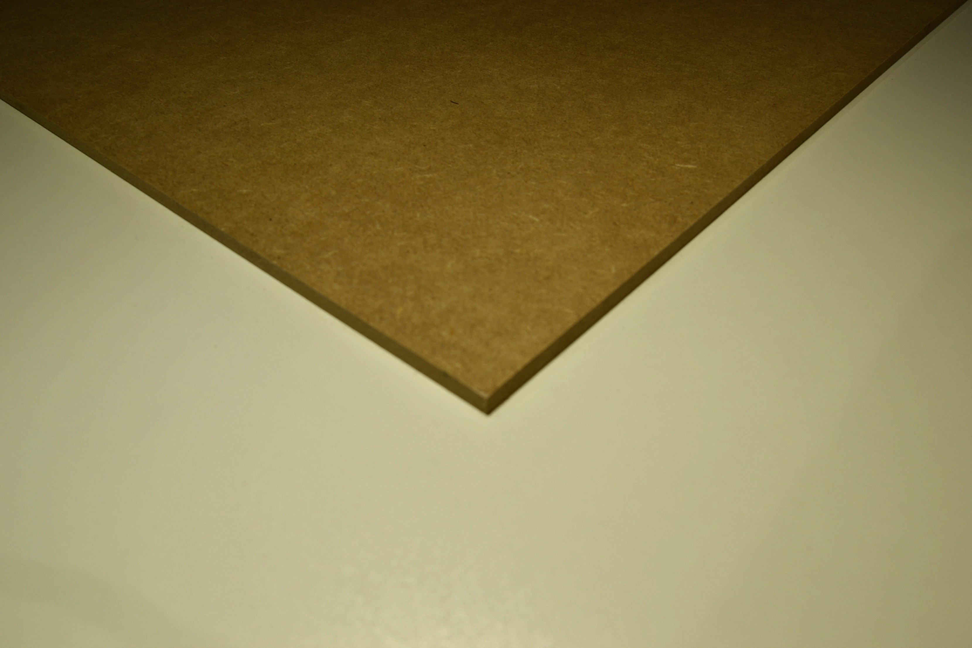 MDF plaat bruin 6mm me1 244 x 122cm
