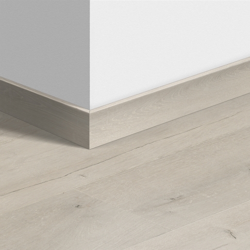 Quick-Step sol stratifié - Plinthe standard 4748 Chêne patiné doux 2400x58x12mm