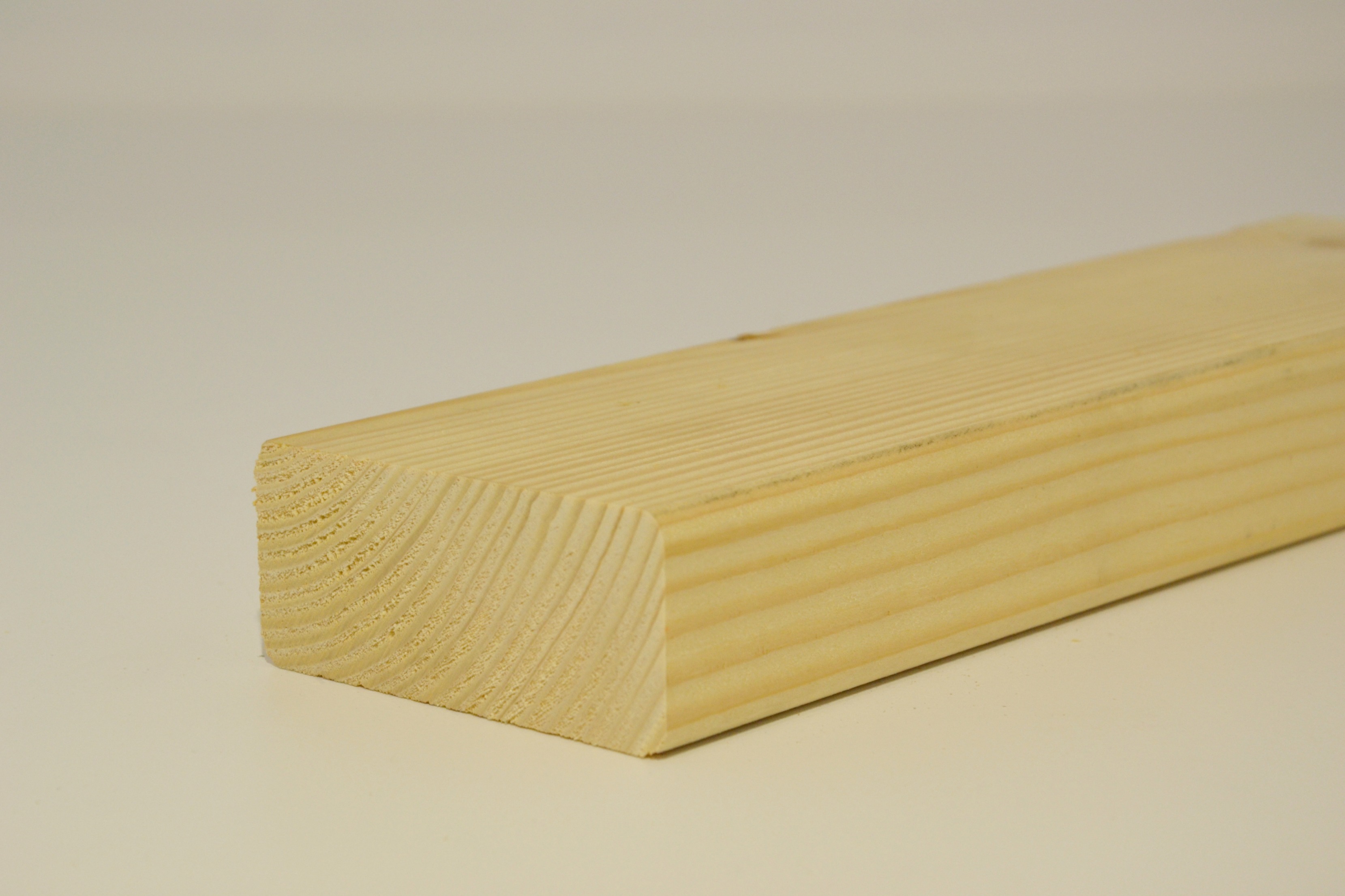 Den timmerhout 38 x 89mm SLS