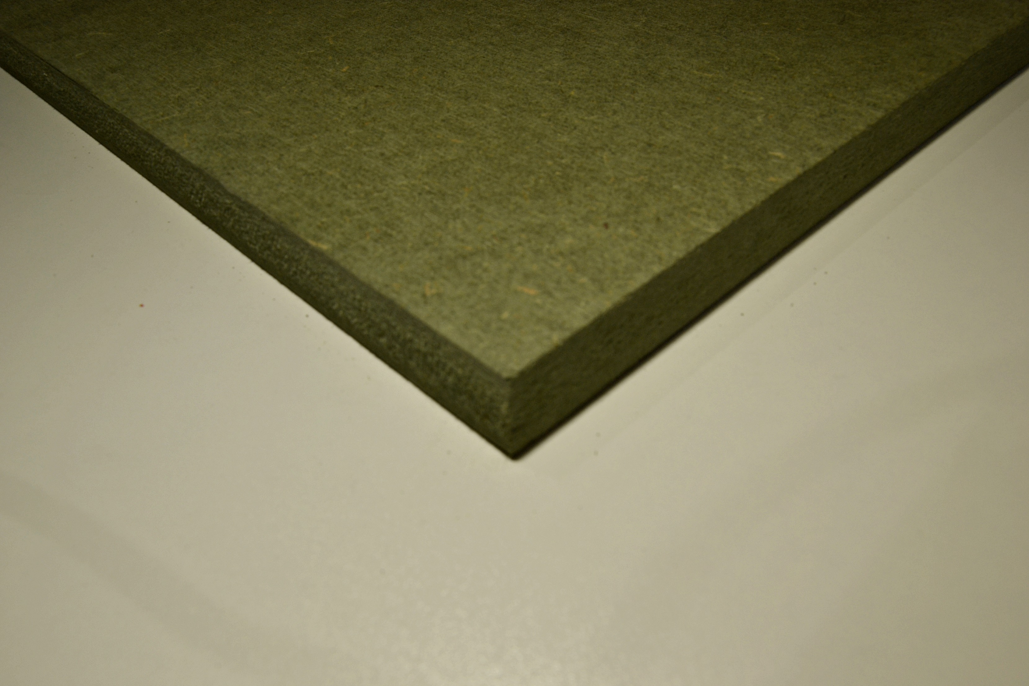 MDF panneau vert 22mm 244 x 122cm