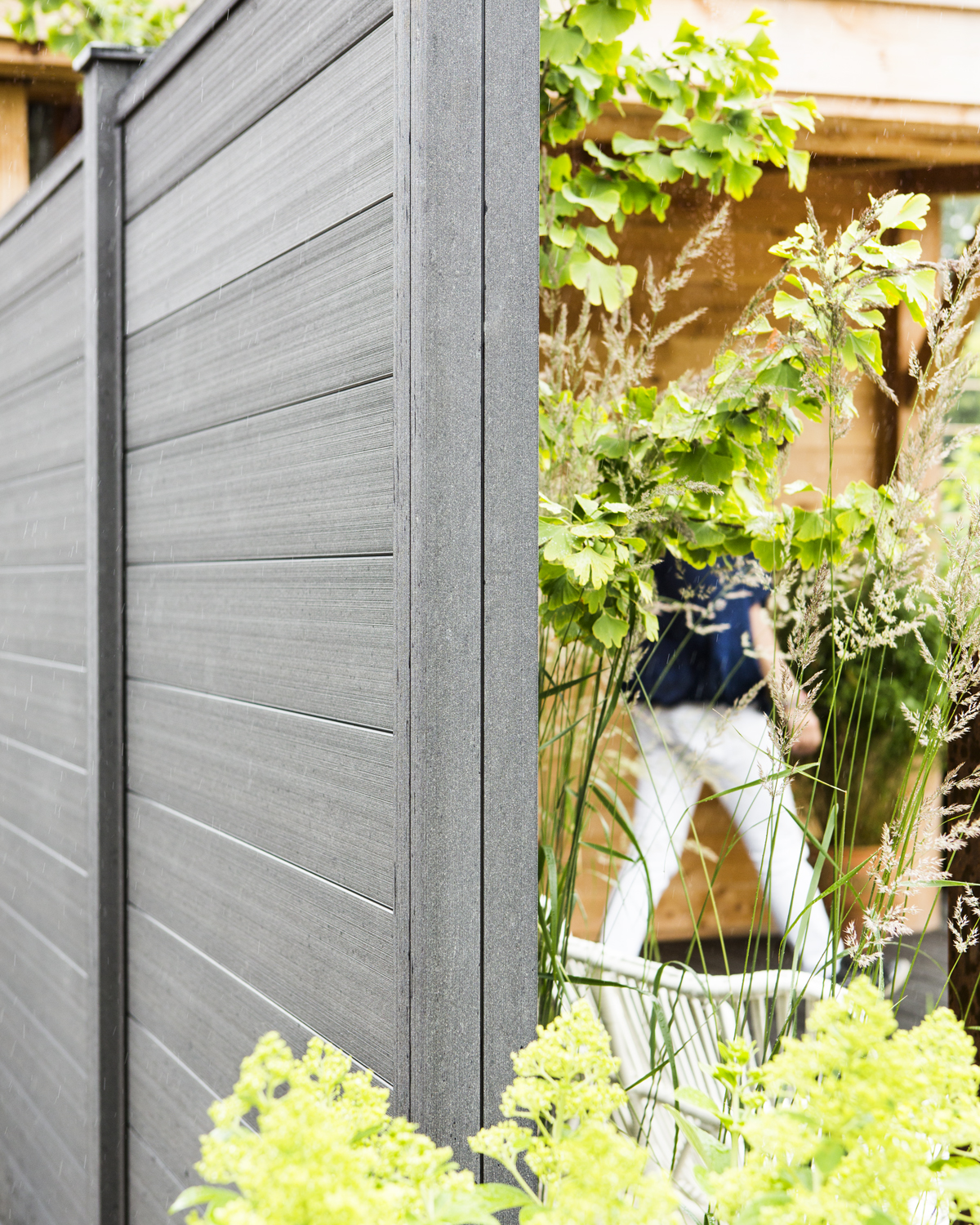 Duofuse tand-en-groef/lamellen tuinscherm/omheining - Composiet paal paal met aluminium versteviging 90x90mm - 2.7m stone grey