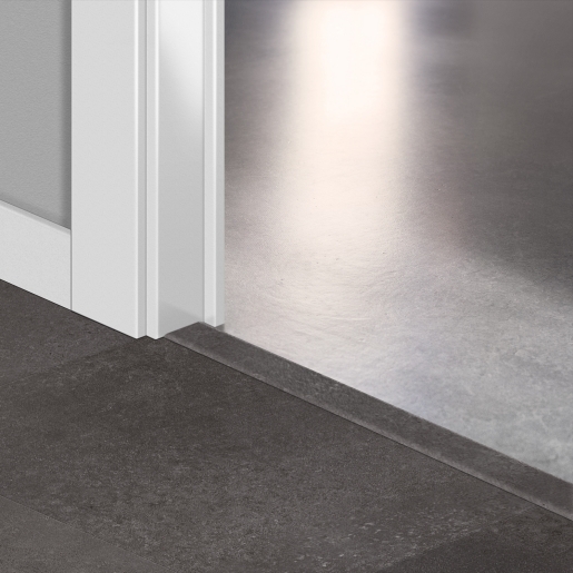 Quick-Step vinyle - Profilé Incizo 40231 Roche volcanique 2000x45x8mm