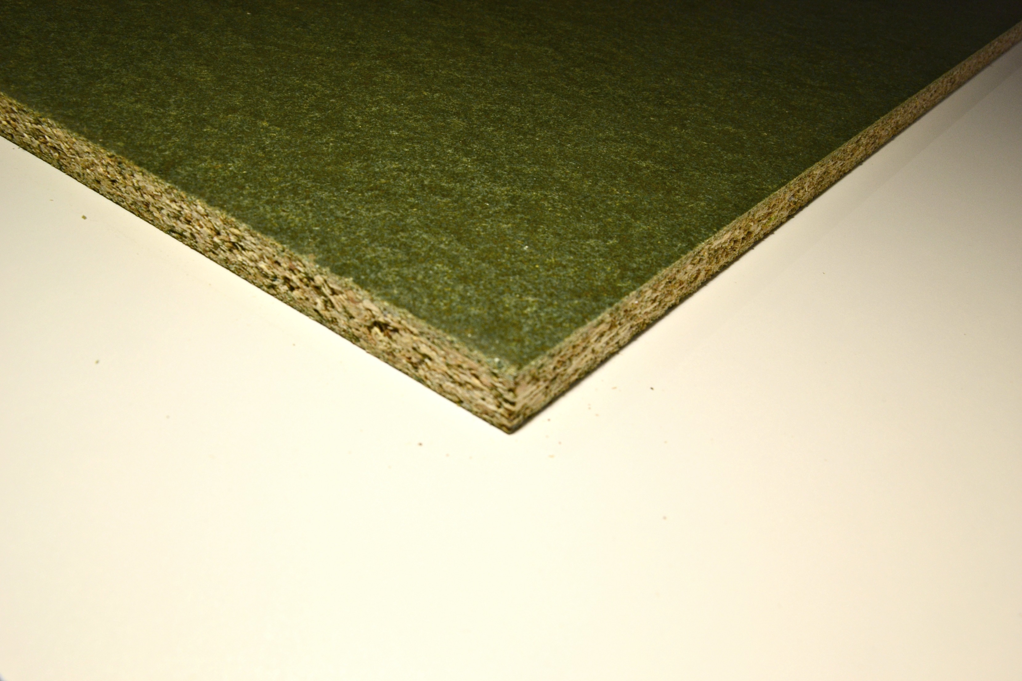 SPAAN GROEN 18MM 250 X 125CM