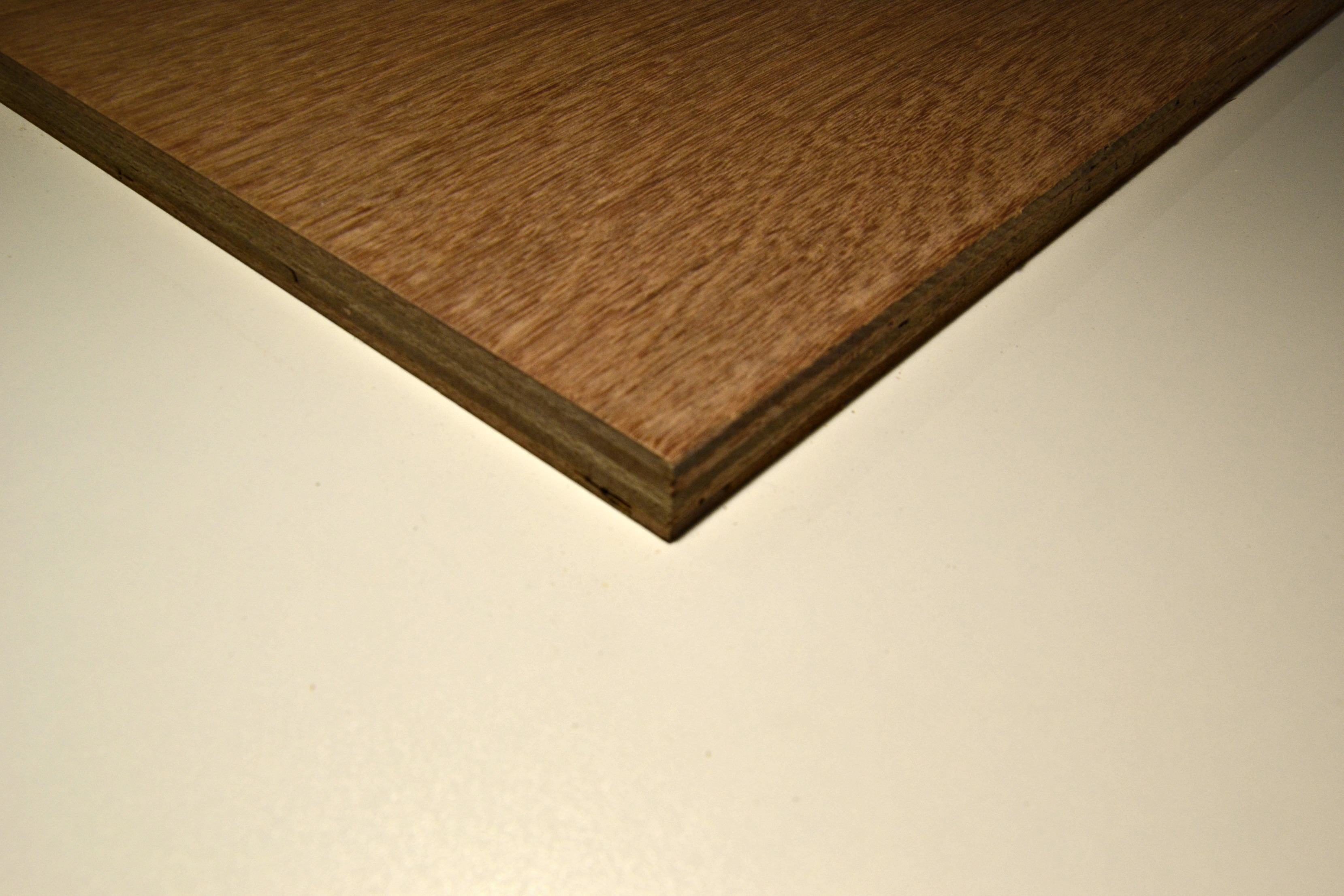 Multiplex plaat 18mm 305 x 153cm klasse 2