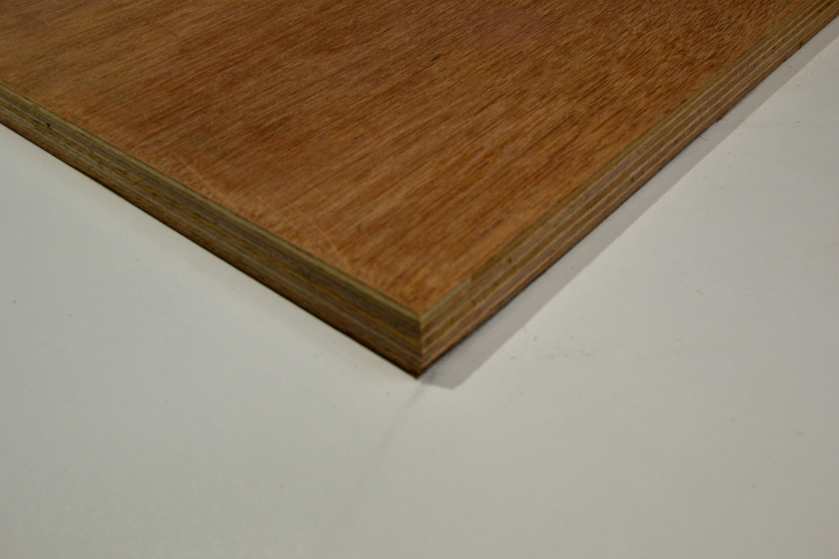 Multiplex panneau wbp 22mm 250 x 122cm