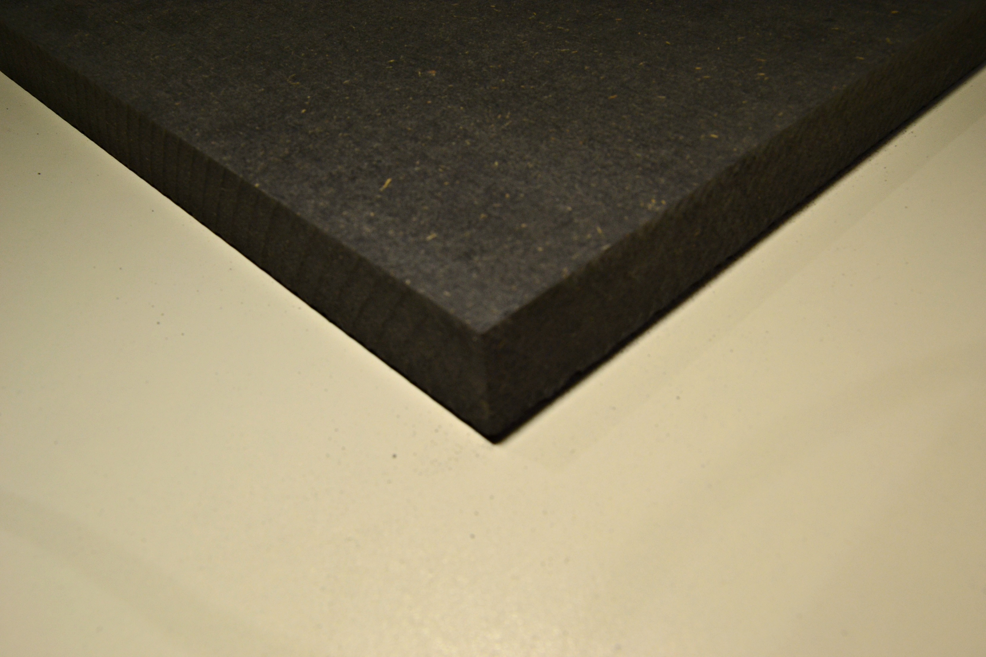 MDF 12mm noir 244 x 122cm fibralux mr black