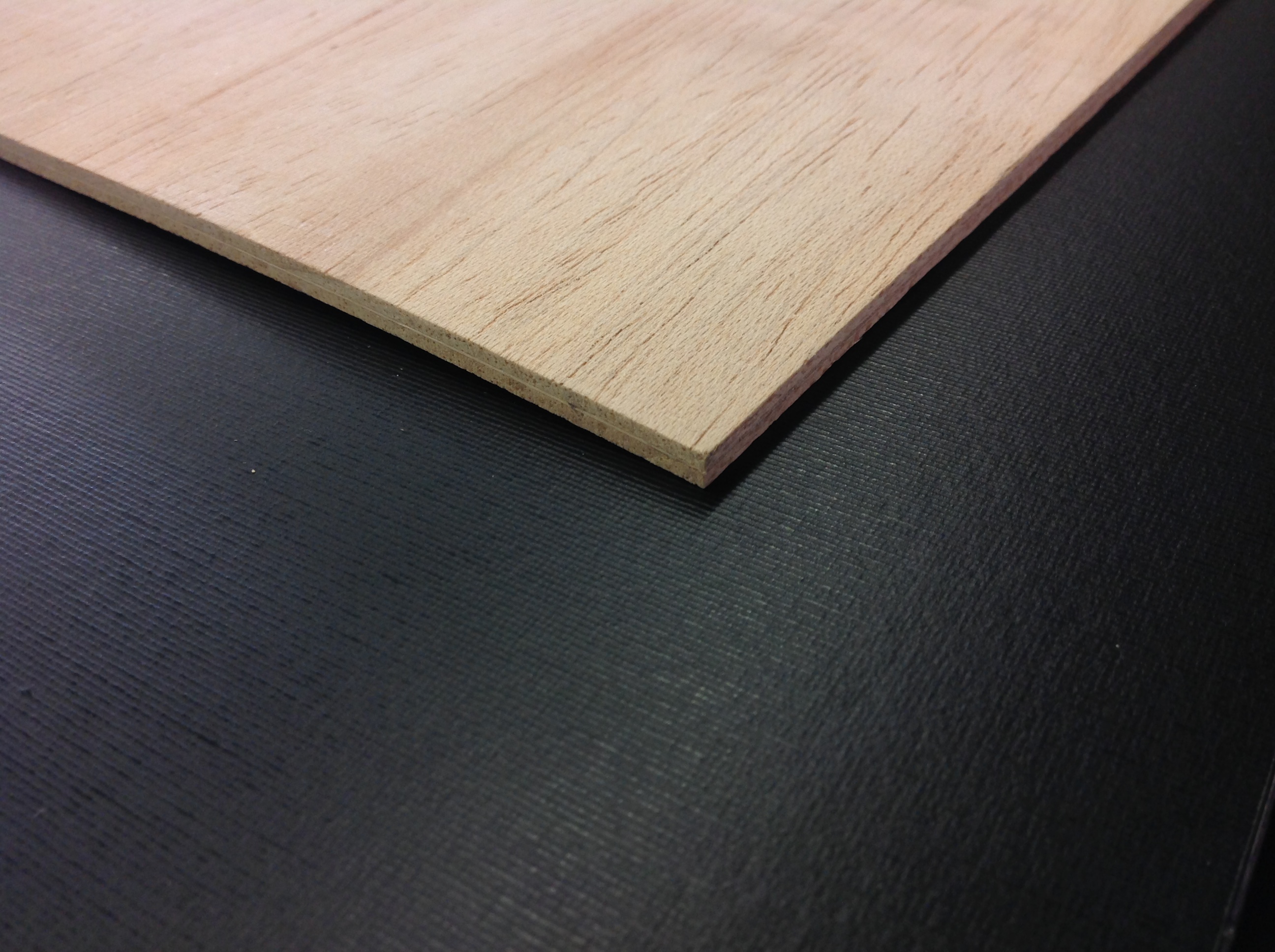 Multiplex pliable 244 x 122 5mm longueur